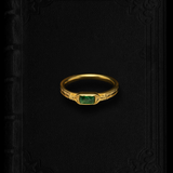 Birthstone Ring Yue - May | Emerald