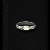 Quarts Stone Ring Vido